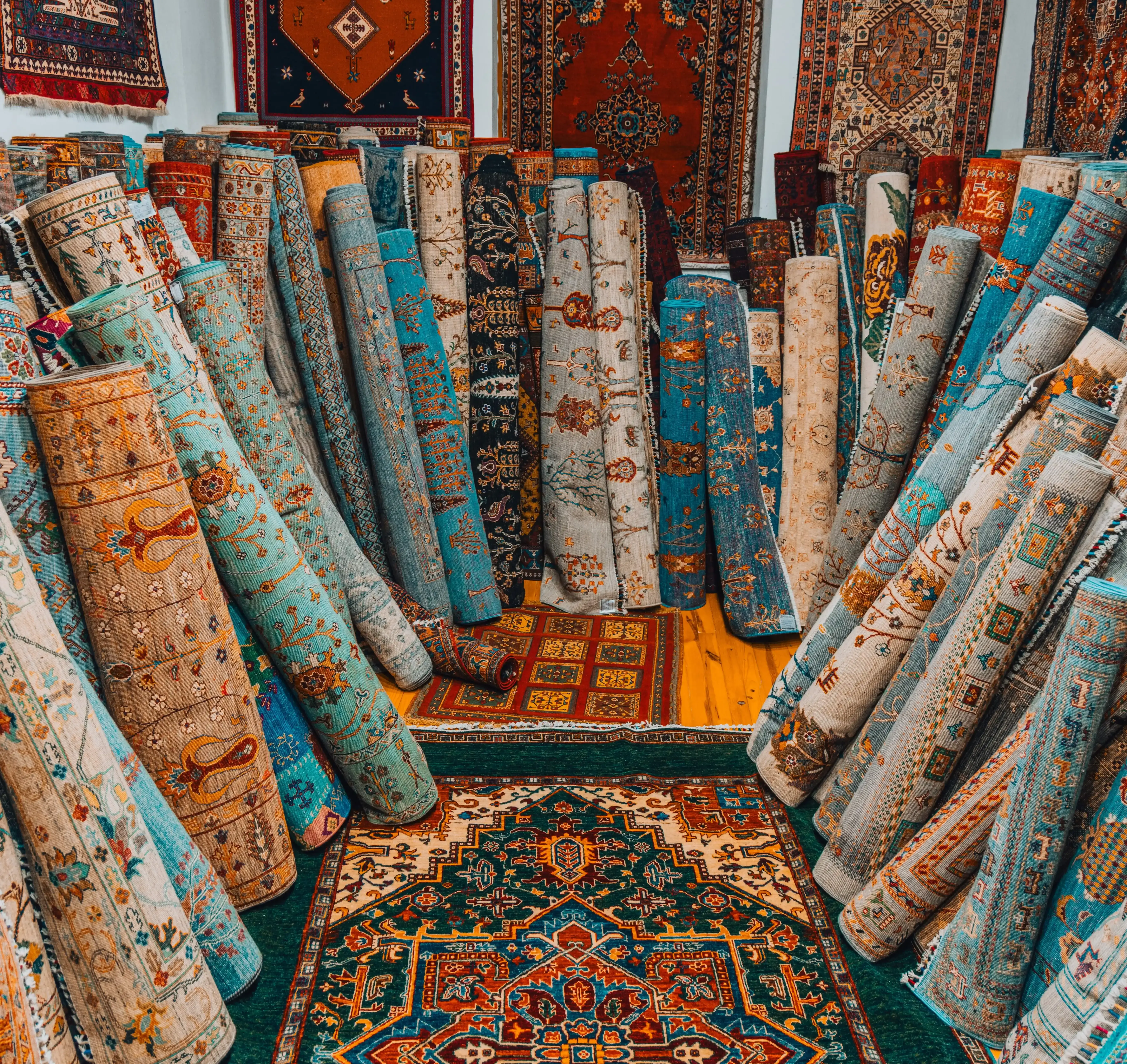 Rug — Bedroom Items vocabulary in English