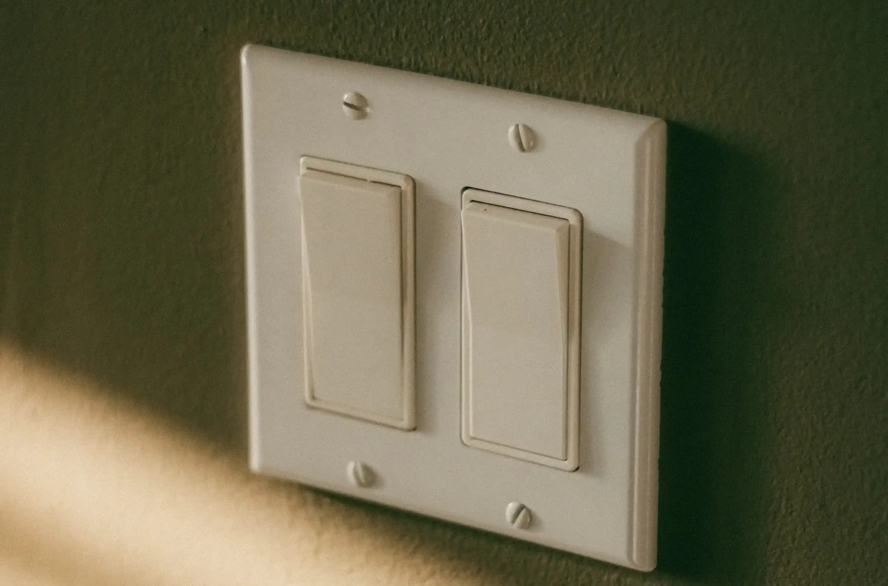 Light Switch — Bedroom Items vocabulary in English