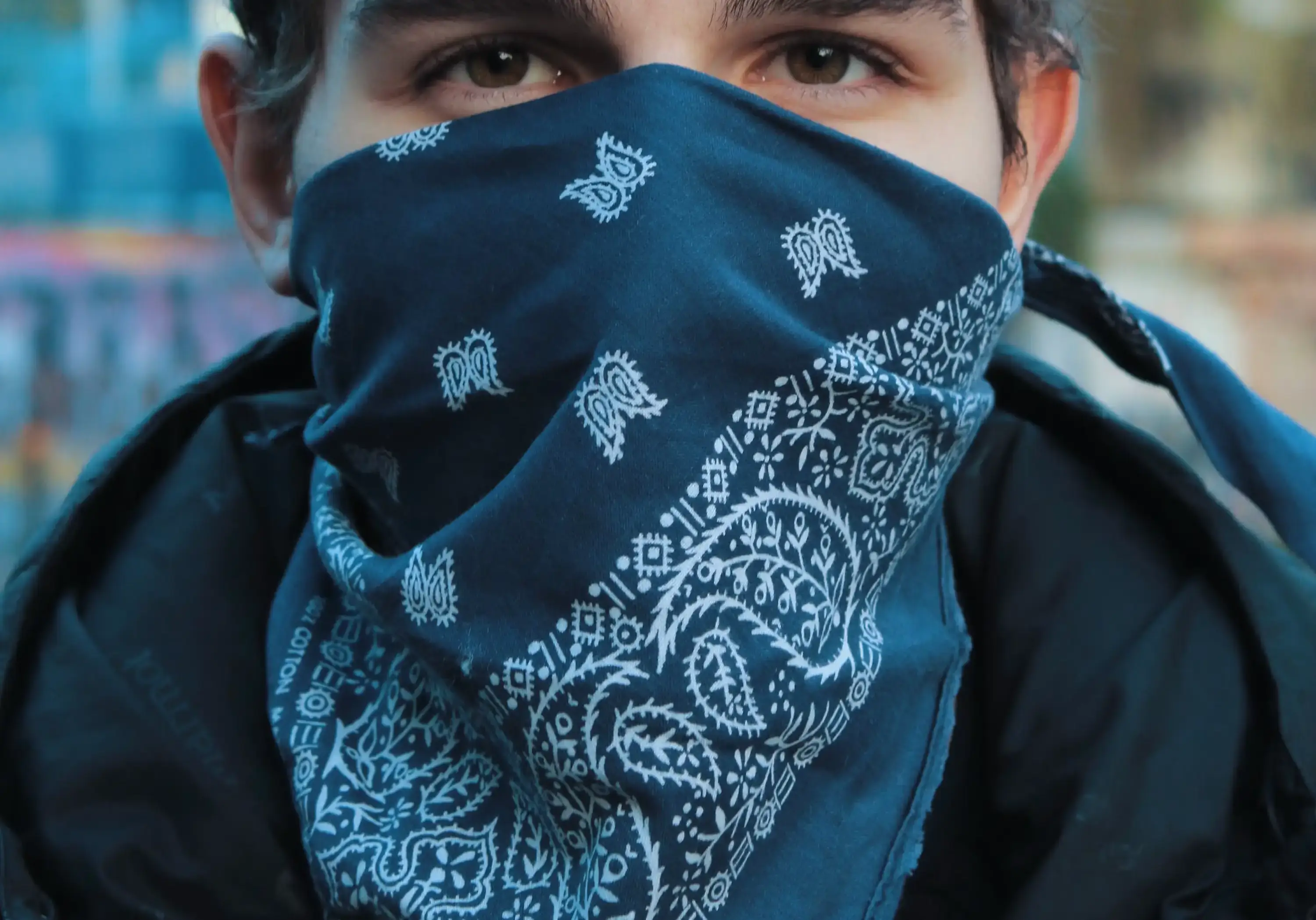 Bandana (Bandana) — kosakata bahasa Inggris Pakaian dan Aksesori