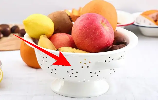 Colander — Cooking Utensils vocabulary in English
