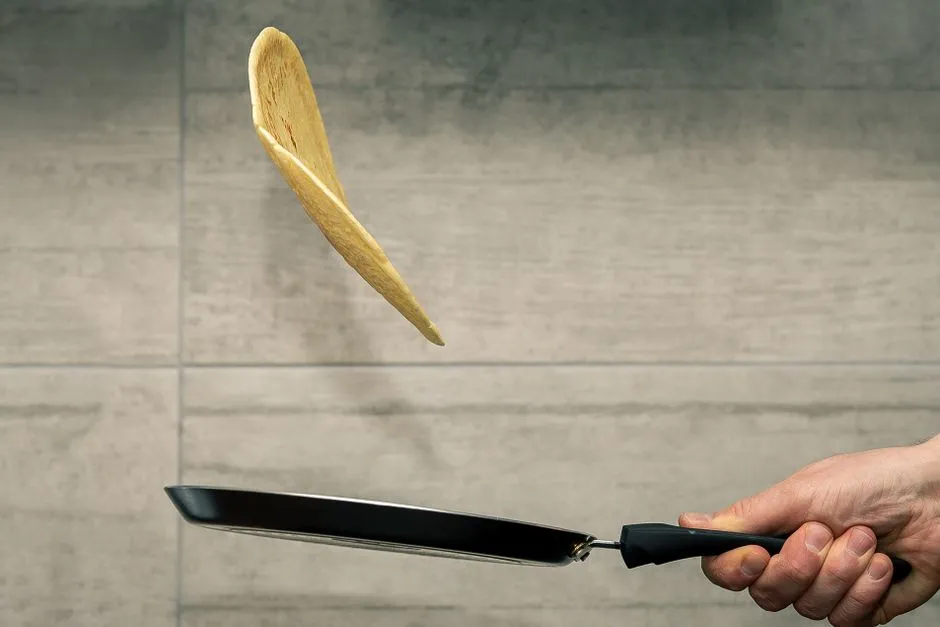 Flip — Cooking Actions vocabulary in English