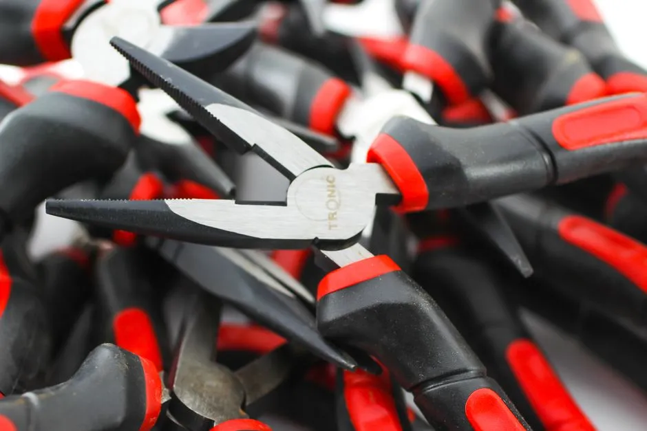 Pliers — Hand Tools vocabulary in English
