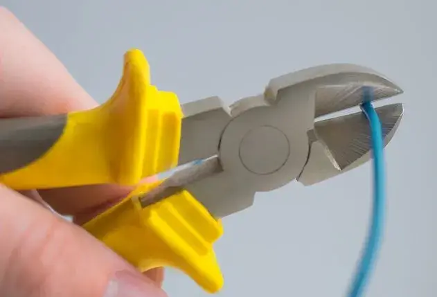 Wire Cutters — Hand Tools vocabulary in English