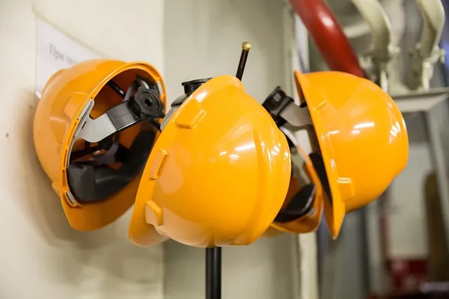 Hard Hat — Power Tools and Equipment vocabulary in English