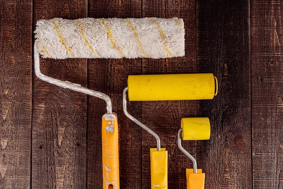Paint Roller — Power Tools and Equipment vocabulary in English