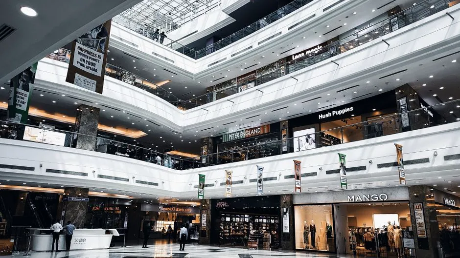 Shopping Mall — Public Places vocabulary in English