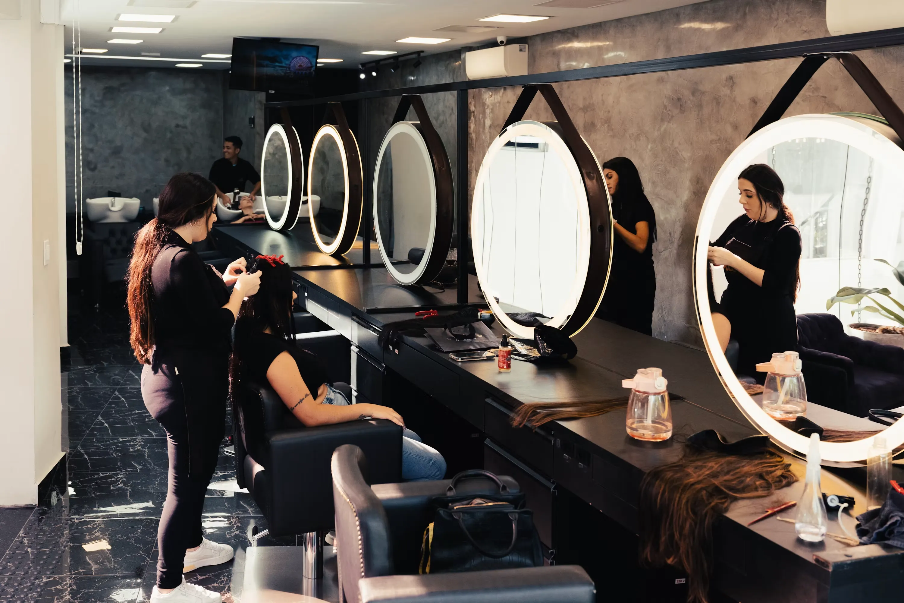 Salon — Public Places vocabulary in English