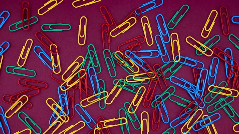 Paper Clip — School Supplies vocabulary in English