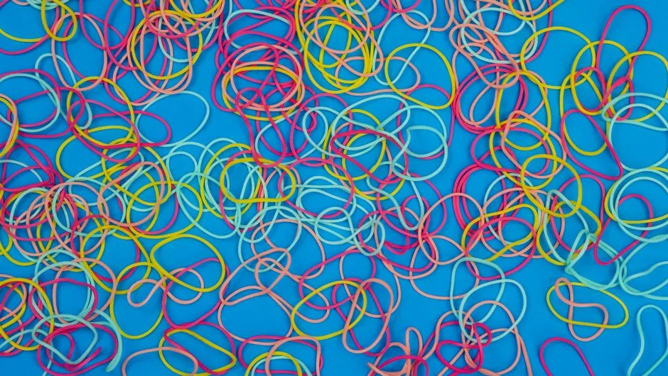 Rubber Band — School Supplies vocabulary in English