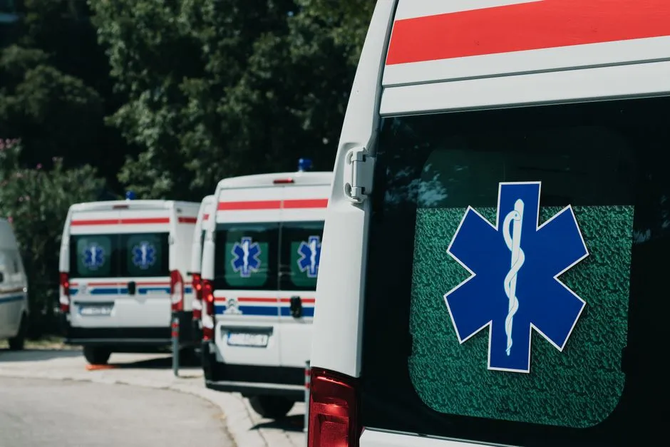 Ambulance — Vehicles and Transportation vocabulary in English