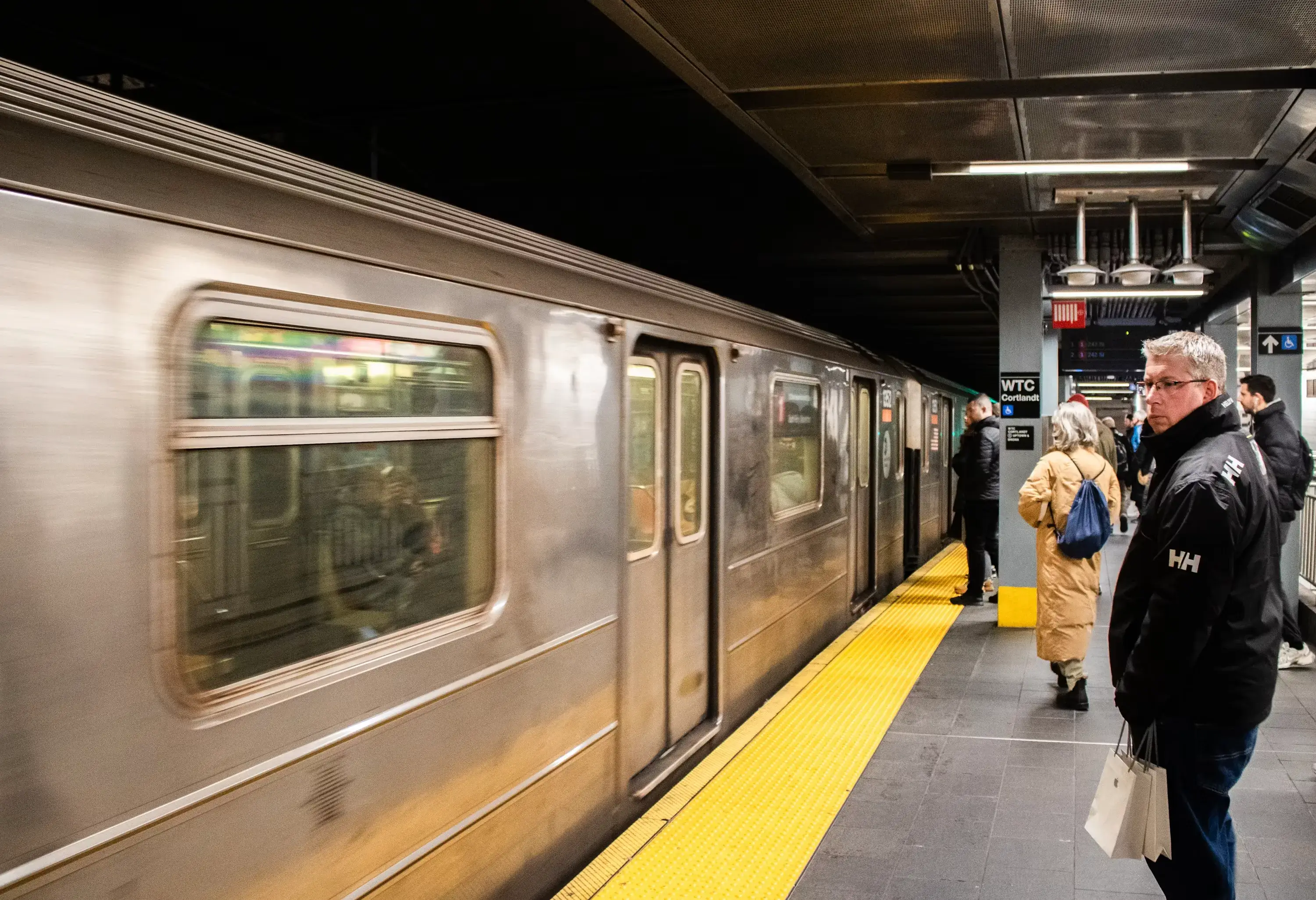 Subway Train — Vehicles and Transportation vocabulary in English