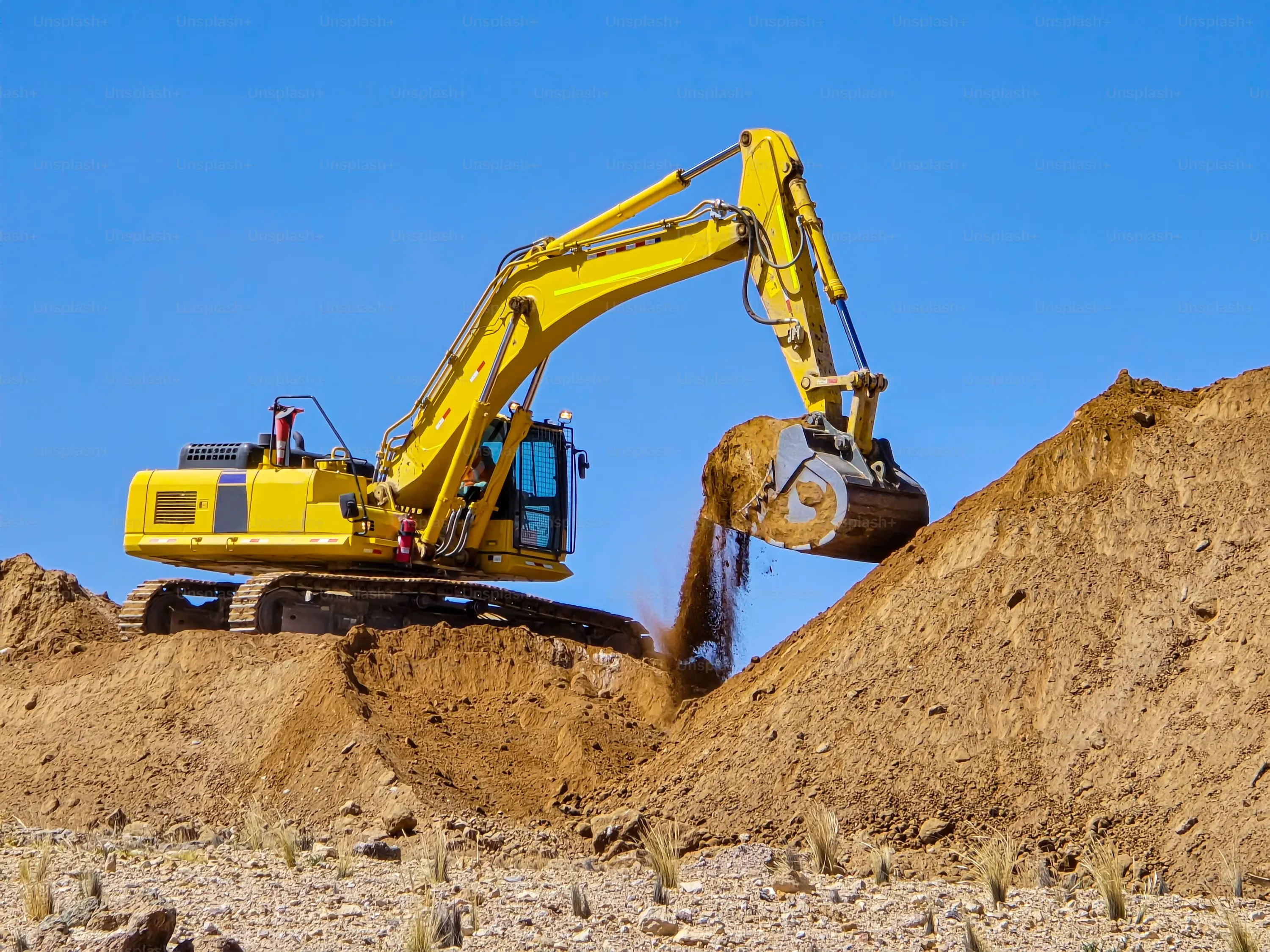 Excavator — Vehicles and Transportation vocabulary in English